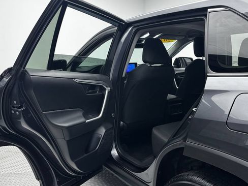 Used 2023 Toyota RAV4 LE AWD/4WD image 32