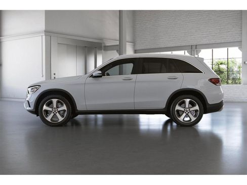 Certified 2022 Mercedes-Benz GLC 300 4MATIC image 35