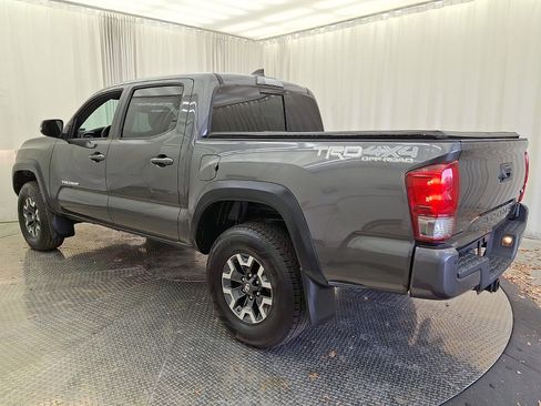 Certified 2017 Toyota Tacoma TRD Sport image 22