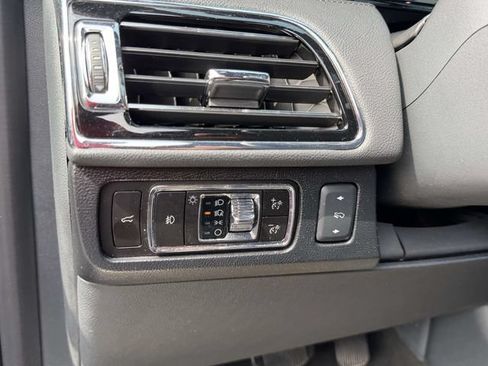 Certified 2024 Lincoln Navigator Reserve AWD/4WD image 20