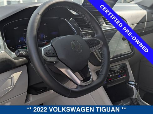 Used 2022 Volkswagen Tiguan SE FWD image 23