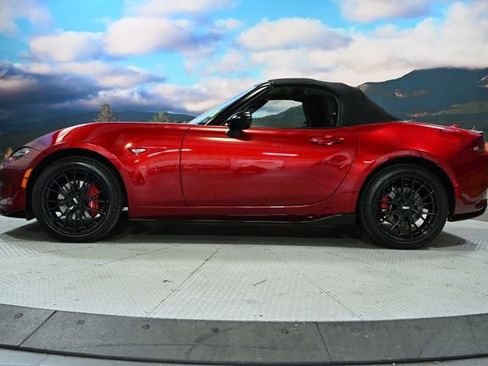 Used 2023 MAZDA MX-5 Miata Club w/ Brembo/BBS Recaro Package image 11