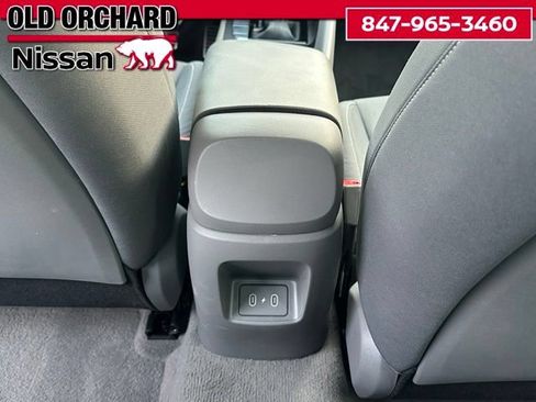 Used 2025 Hyundai Elantra SEL FWD image 12