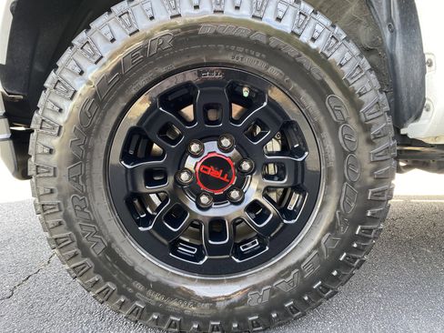 Used 2023 Toyota Tacoma SR5 image 41