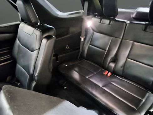 Used 2020 Ford Explorer ST image 21