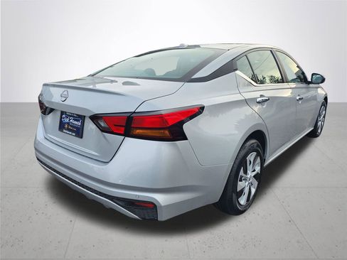 New 2025 Nissan Altima 2.5 S image 7