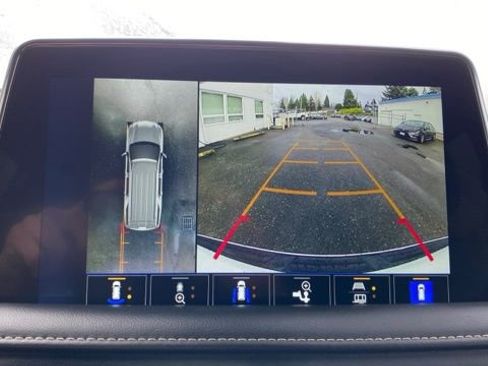 Used 2022 Chevrolet Tahoe Premier w/ Premium Package image 34