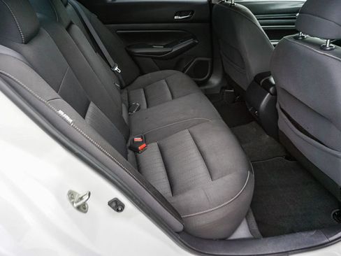 Used 2020 Nissan Altima 2.5 S FWD image 14