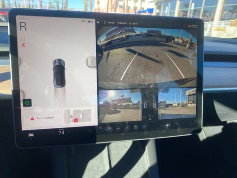 Used 2022 Tesla Model 3 image 16