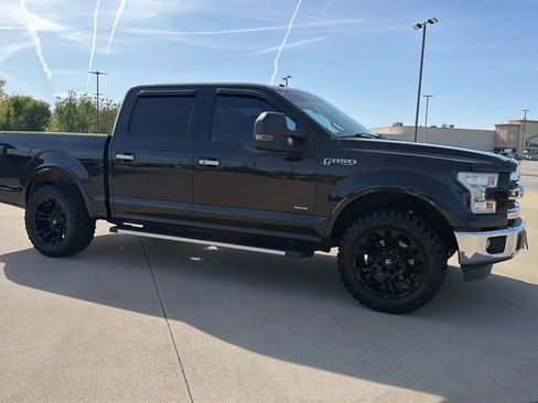 Used 2015 Ford F150 Lariat RWD image 30