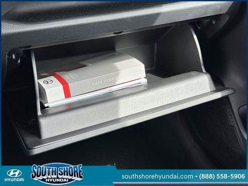 Used 2021 Toyota RAV4 LE image 36