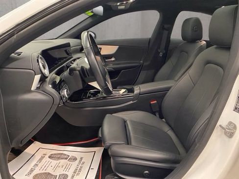 Used 2025 Mercedes-Benz CLA 250 4MATIC image 15