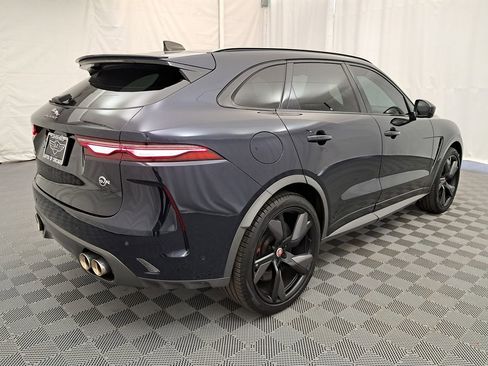 Used 2021 Jaguar F-PACE SVR image 4