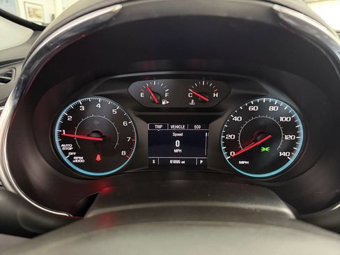 Used 2018 Chevrolet Malibu LT w/ LPO, Convenience Package 2 FWD image 23