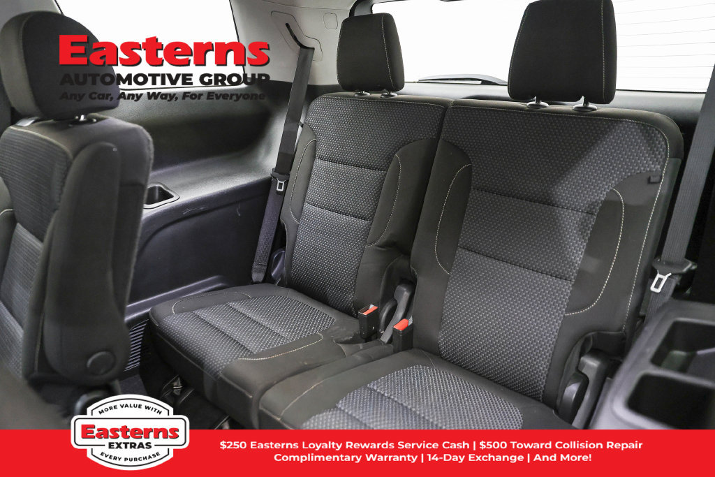 Used 2023 GMC Acadia SLE FWD image 24