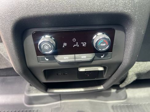 Certified 2026 Chevrolet Traverse High Country w/ LPO, Floor Liner Package AWD/4WD image 20