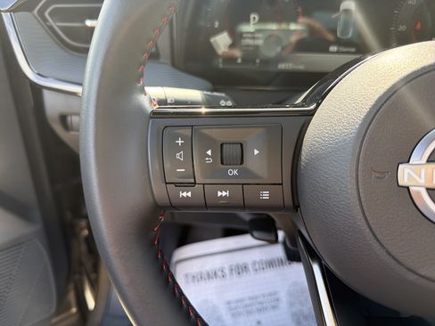 Used 2026 Nissan Kicks SR w/ SR Premium Package AWD/4WD image 31