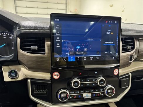 Used 2023 Ford Expedition Max Limited image 30