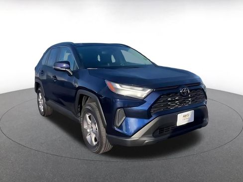 Used 2025 Toyota RAV4 XLE image 3