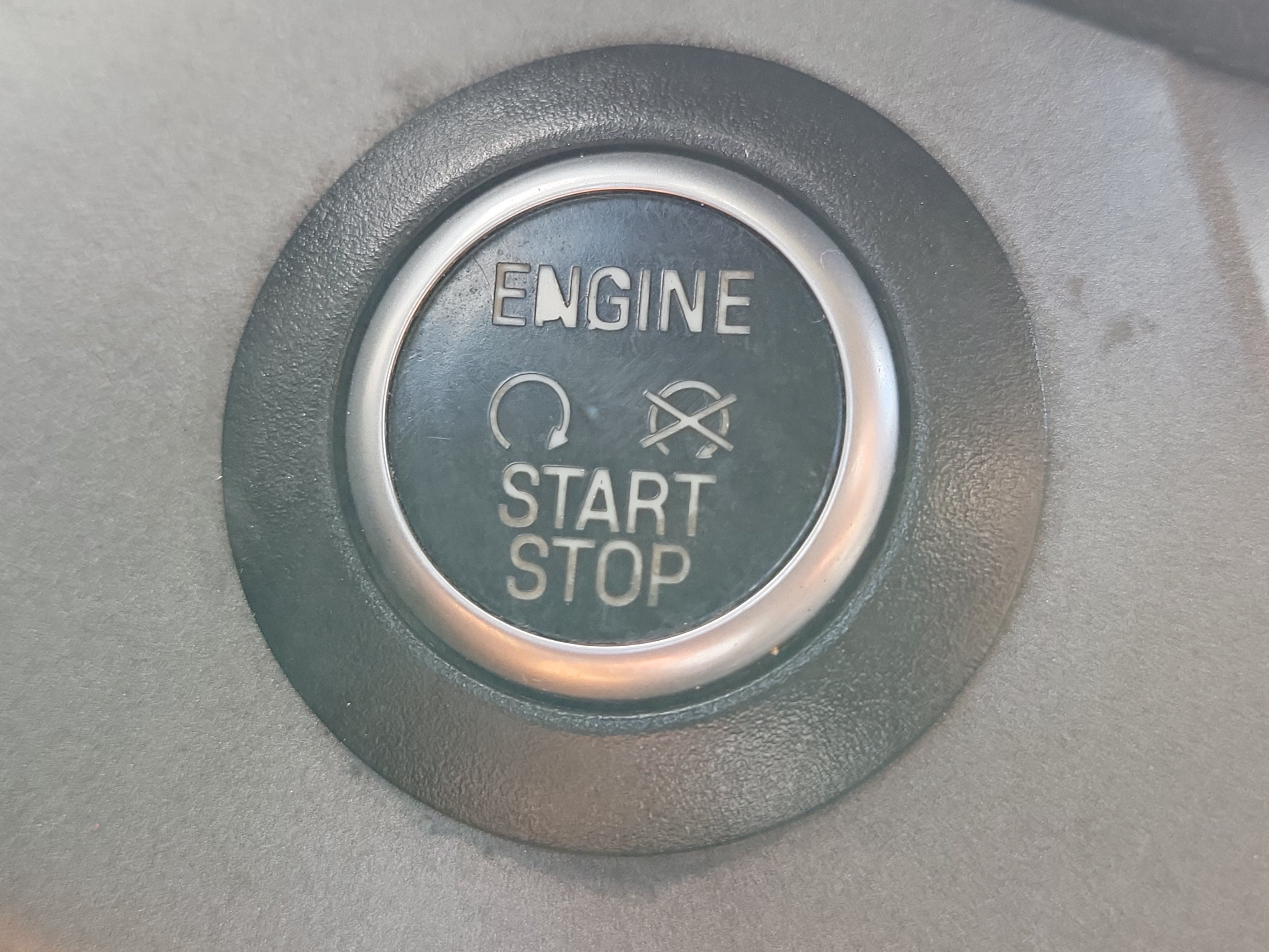 Used 2019 Ford Escape SE FWD image 31