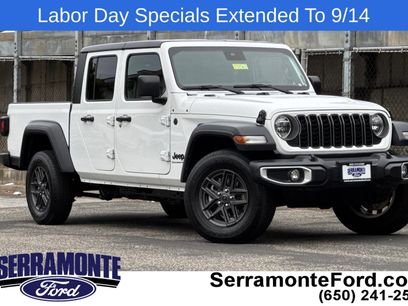 Used 2025 Jeep Gladiator Sport