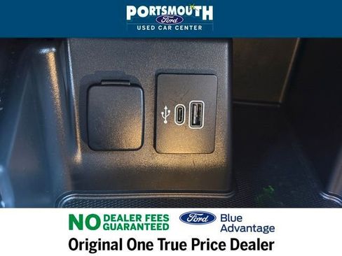 Used 2025 Ford Explorer Active w/ Active Comfort Package image 19