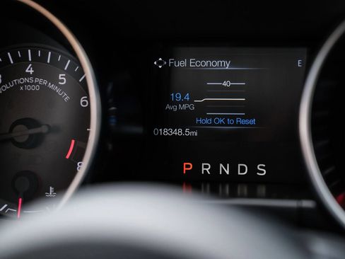 Used 2022 Ford Mustang GT RWD image 18