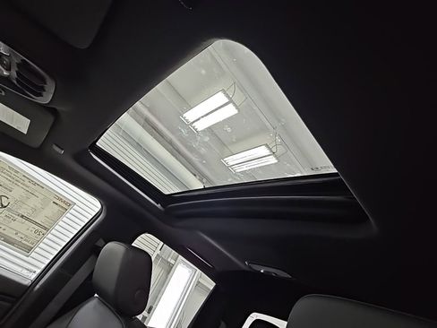 New 2026 GMC Canyon Elevation w/ Convenience Package image 30