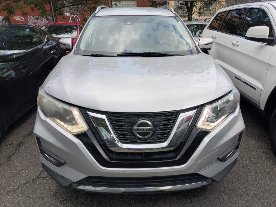 Used 2020 Nissan Rogue SL FWD image 2