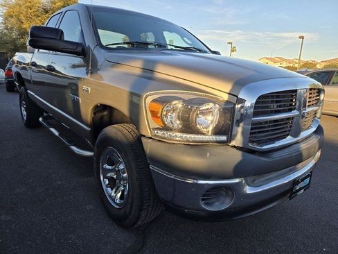 Used 2008 Dodge Ram 1500 Truck ST image 6
