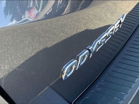 Used 2023 Honda Odyssey Touring image 22