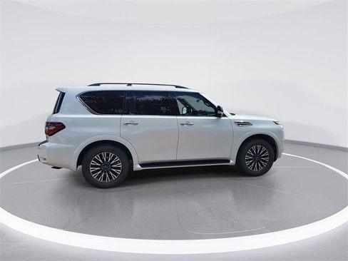 Used 2024 Nissan Armada SL w/ Midnight Edition Package image 9