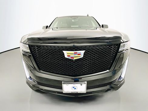 Used 2021 Cadillac Escalade Sport w/ Driver Assist Tech Package AWD/4WD image 2