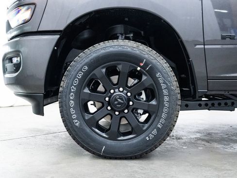 New 2026 RAM 3500 Big Horn AWD/4WD image 7