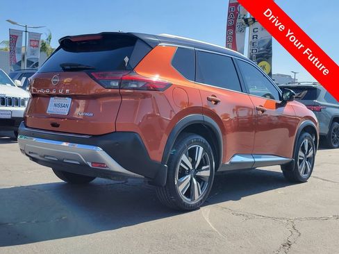 Used 2023 Nissan Rogue Platinum w/ Platinum Premium Package FWD image 4