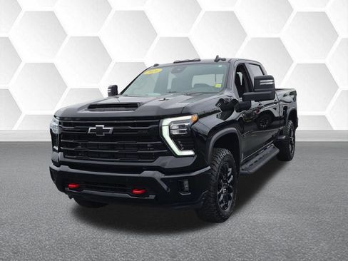Used 2026 Chevrolet Silverado 2500 LT w/ Trail Boss Package AWD/4WD image 7