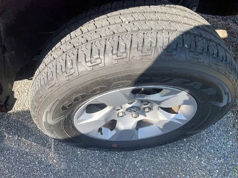 Used 2023 RAM 1500 Big Horn image 6