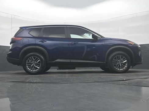 Used 2026 Nissan Rogue SV FWD image 33