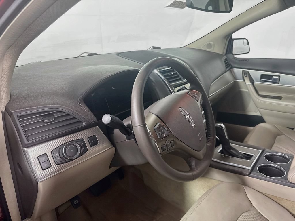 Used 2014 Lincoln MKX AWD image 10