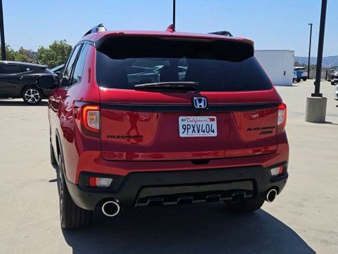 Used 2024 Honda Passport Black Edition image 7