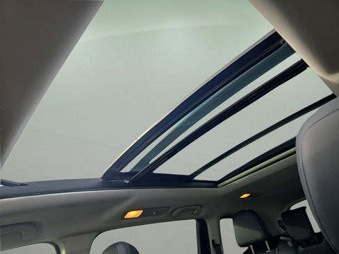 Used 2022 Subaru Ascent Touring image 25