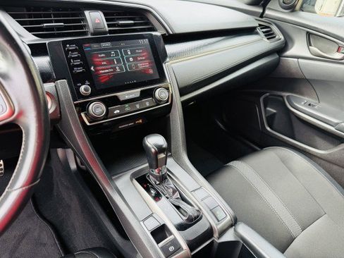 Used 2021 Honda Civic Sport image 15