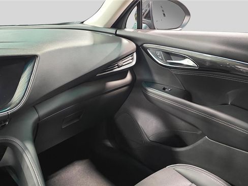 Used 2023 Buick Envision Essence image 26