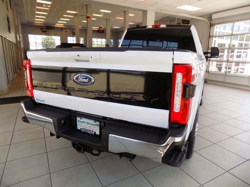 Used 2025 Ford F350 Lariat w/ Lariat Ultimate Package AWD/4WD image 7