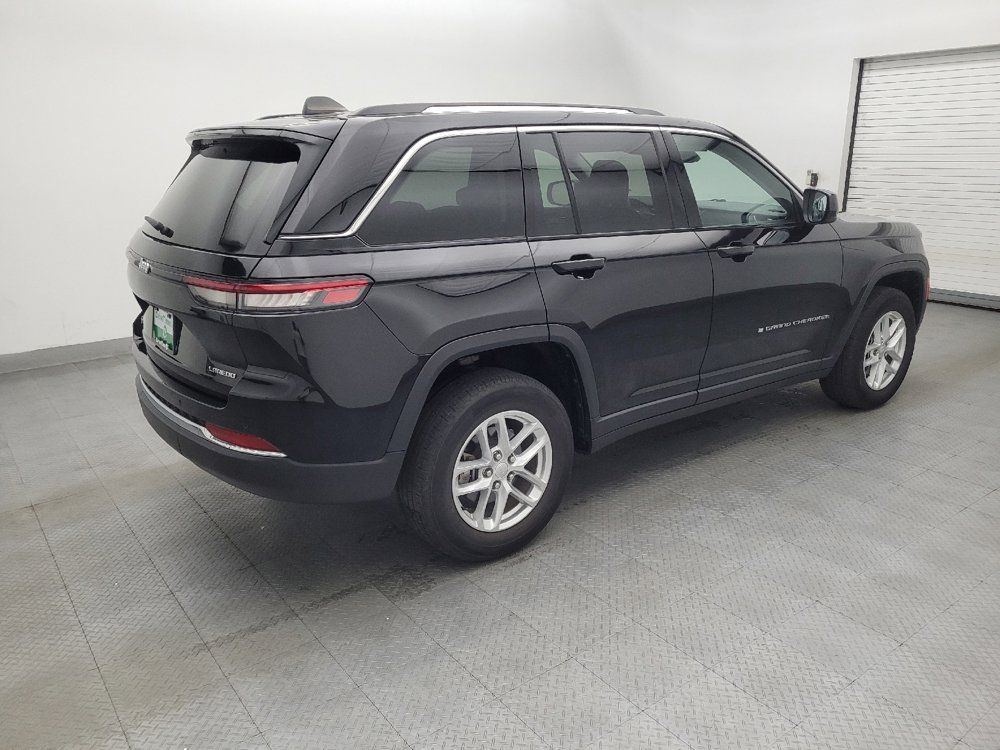 Used 2023 Jeep Grand Cherokee Laredo X AWD/4WD image 10