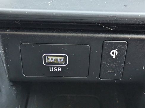 Used 2024 Hyundai Palisade Calligraphy image 23