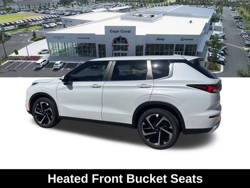 Used 2023 Mitsubishi Outlander SE image 17