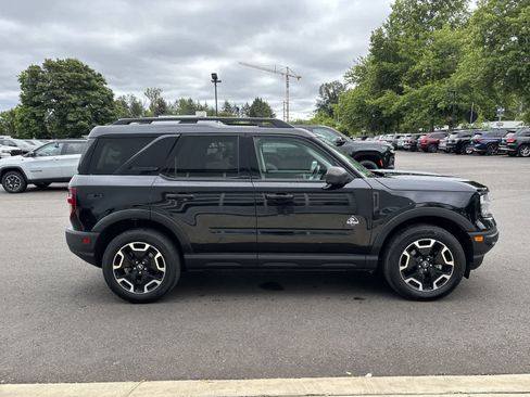 Used 2023 Ford Bronco Sport Outer Banks AWD/4WD image 5