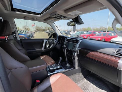 Used 2023 Toyota 4Runner Limited AWD/4WD image 29