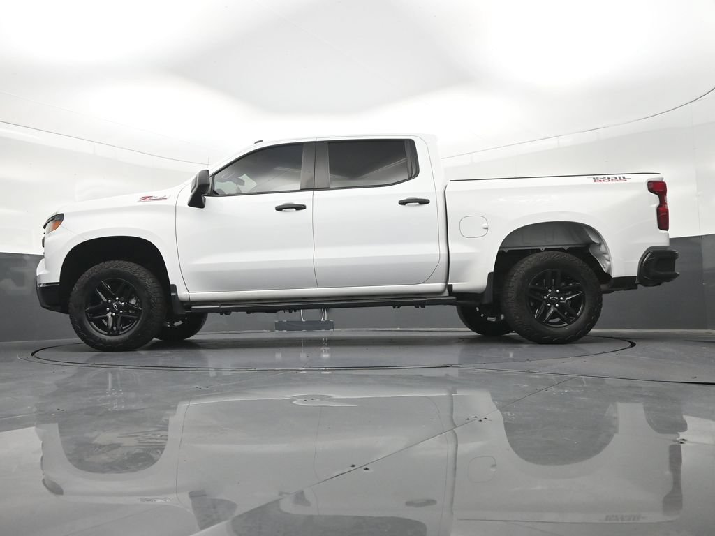 Used 2024 Chevrolet Silverado 1500 Custom Trail Boss AWD/4WD image 26